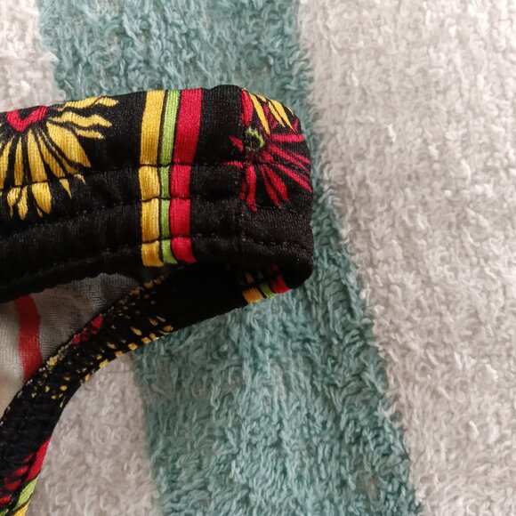 RARE VINTAGE 1" HOM SWIM BRIEF, SIZE 34", BLACK/RED/YELLOW FLOWERED (NWOT) - Picture 3 of 7